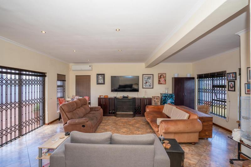 4 Bedroom Property for Sale in Country Club Western Cape